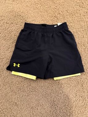 Under Armour quick dry short